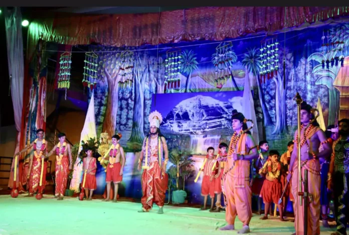 The Bali murder drama was staged on the stage of Shri Adarsh ​​Ramlila Committee