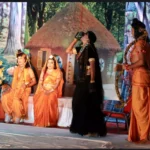 The drama of Sita Haran was shown on the stage of Shri Adarsh ​​Ramlila