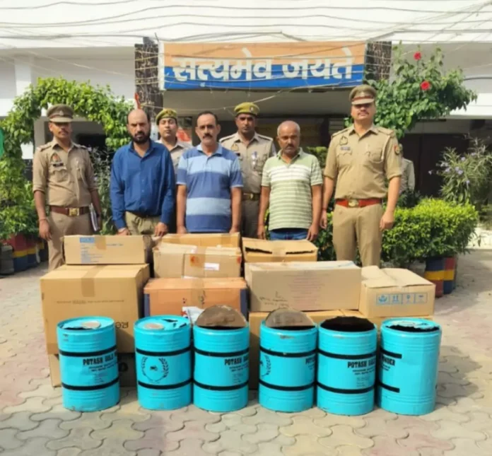 Smuggled liquor worth Rs 4 lakh seized, three arrested