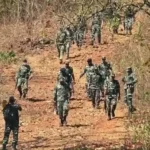 Chhattisgarh Naxalism: सुरक्षा बलों ने मार गिराए 31 नक्सली, बड़ी मात्रा में हथियार बरामद