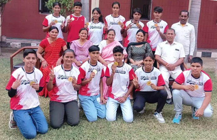 The Kabaddi team of Adarsh ​​Mahila Mahavidyalaya got first place in the Kabaddi competition