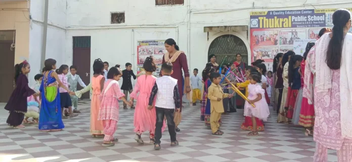 Garba dance was organized in Thukral School on the auspicious occasion of Durga Ashtami of Navratri