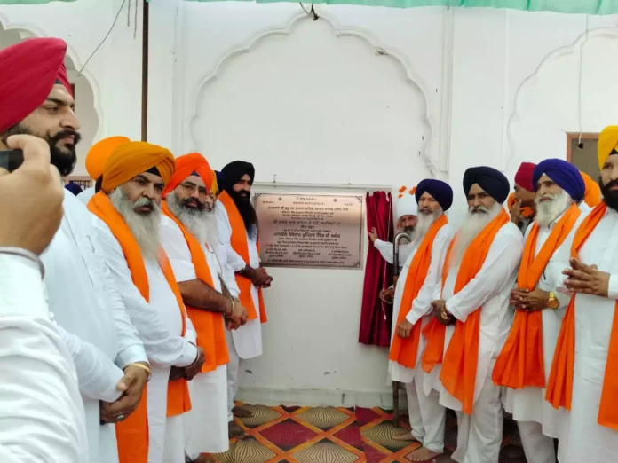 Foundation stone of langar hall, counter, kada prasad and shed was laid in Gurdwara Dhamtan Sahib