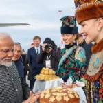 PM Modi Russia Visit Update: रूस के कजान एयरपोर्ट पर पीएम मोदी का जोरदार स्वागत