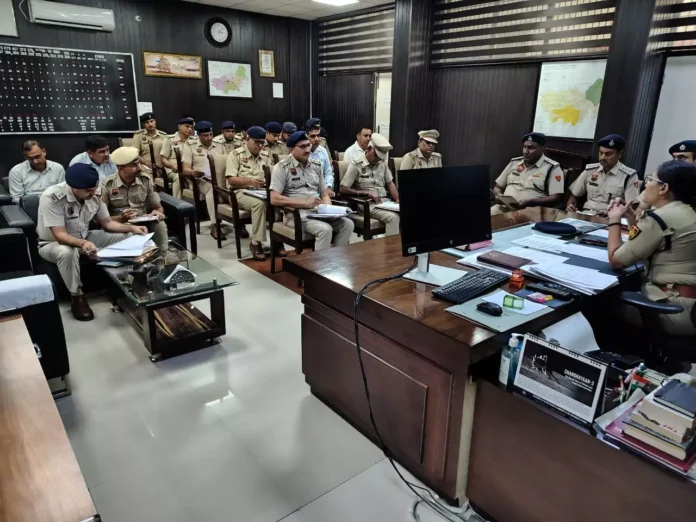 SP Charkhi Dadri held a crime review meeting with police officers