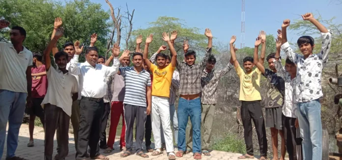 Symbolic protest demanding drainage of dirty water and establishment of sewerage system