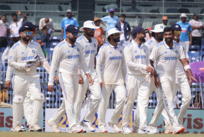 1st Test Ind vs Aus Live Score : भारत ने टॉस जीतकर किया बैटिंग का फैसला