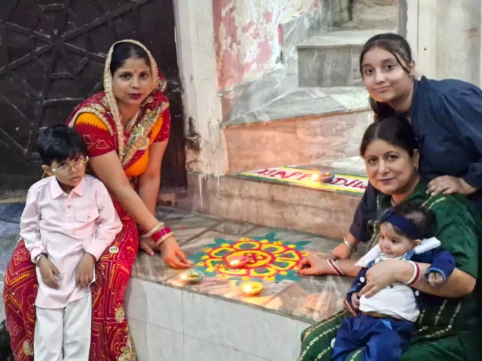 Children made beautiful rangoli on Diwali in Pahra Mohalla