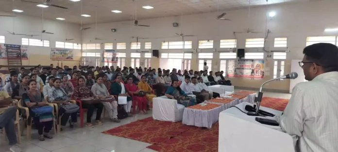 A training program was organized for the newly appointed village secretaries in the district in the local DPRC auditorium.