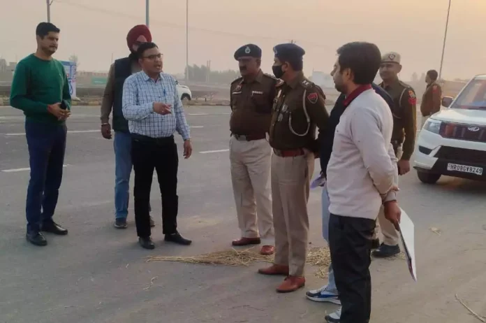 DSP Traffic gave guidelines during the meeting to stop illegal cuts on the National Highway.