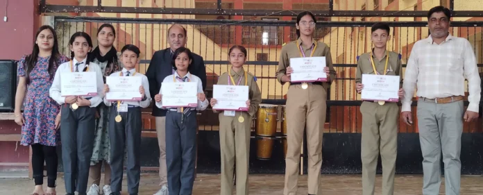 Drawing competition organized in Sanjay Gandhi Memorial Senior Secondary Public School (2)