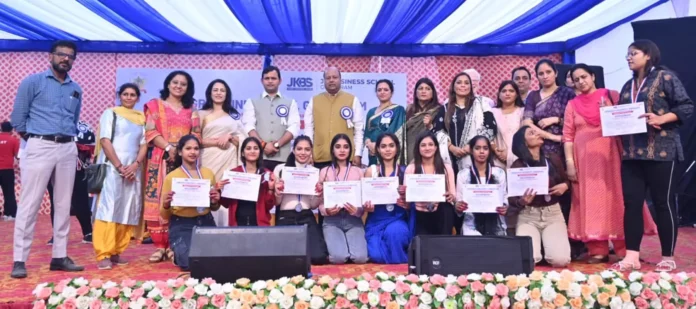 Government Girls College captures the overall trophy of Youth Festival Shankhnad-5