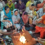 Hawan was done on Kartik Amavasya, best wishes were sought by offering sacrifice