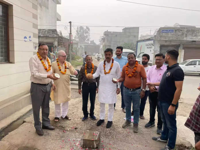 Kanwarpal Gurjar inaugurated the road works worth 45 lakhs Vipul Garg