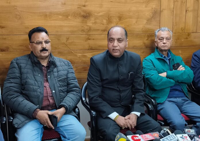 Mandi News: Saving the government and CPS remains the priority of Chief Minister Sukhu: Jairam Thakur