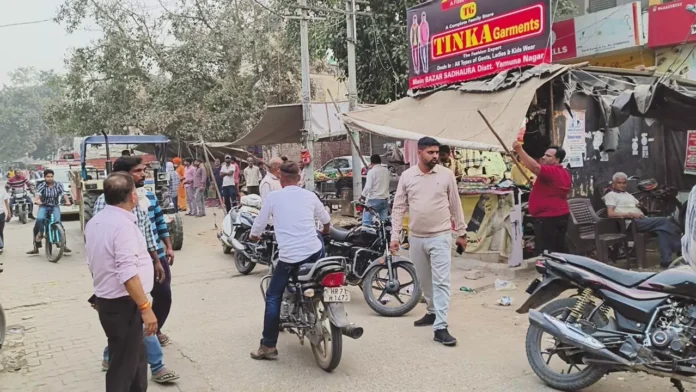 Municipality removed illegal encroachments from the market