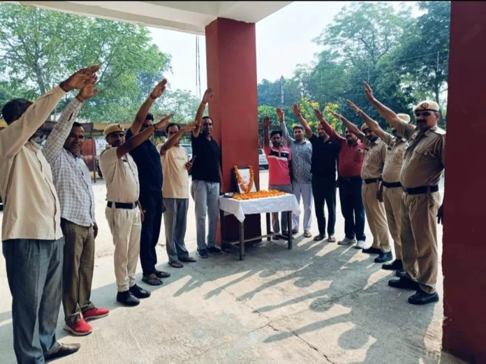 Police officers and employees took the oath of national unity