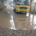 Waterlogging on the road causes problems in movement