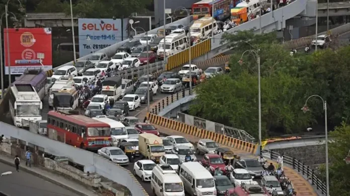 Asia Traffic: बेंगलुरु व पुणे सबसे खराब यातायात वाले शहरों की सूची में शामिल