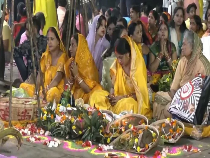 Chhath Pooja-2024: उगते सूर्य को अर्घ्य के साथ ही चार दिवसीय छठ पूजा संपन्न