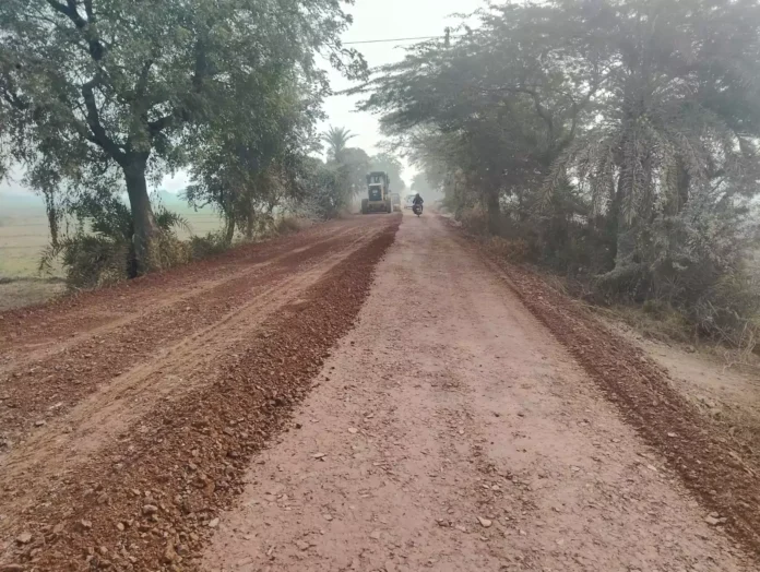 Construction of Sikri Dhoj Road starts at a fast pace, the road connecting Mathura Road to Sohna Road