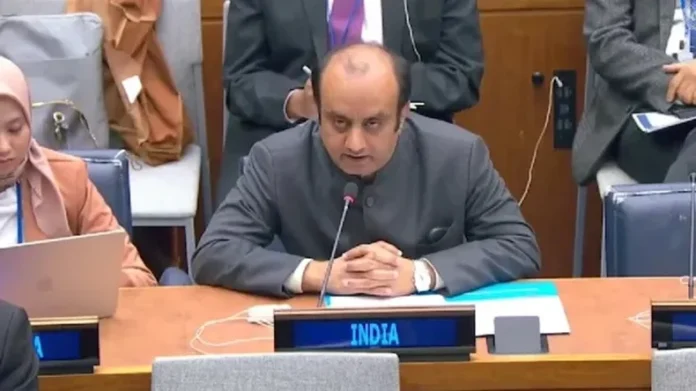 India At UN: झूठ बोलना बंद करे पाकिस्तान, कश्मीर उसे कभी नहीं मिलेगा