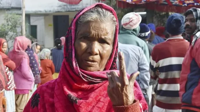 Jharkhand Voting Live: तीन बजे तक 61.47 फीसदी मतदान