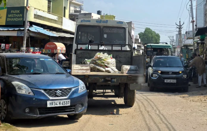 The plan of the then Panchayat to construct a parking lot in Satnali got shelved