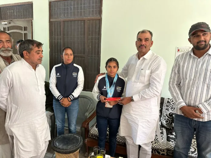 The MLA congratulated Tannu who won four medals