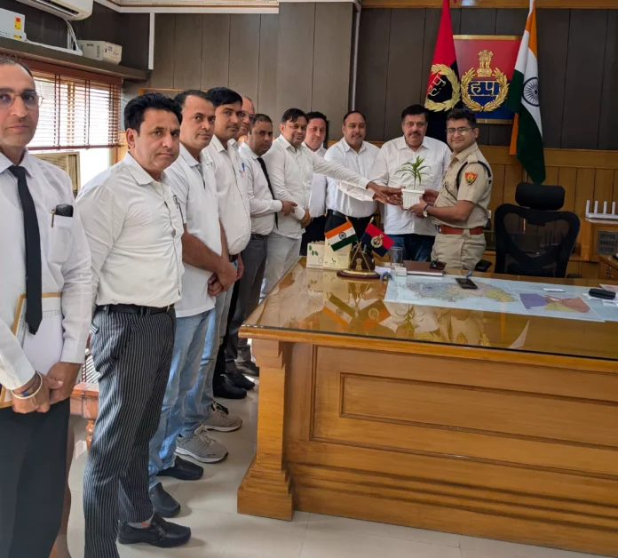 District Bar Association welcomed Bhiwani Superintendent of Police Nitish Aggarwal