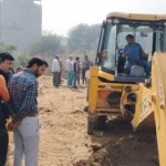 The villagers of Babain's Saraswati Colony are troubled due to the stoppage of water drainage