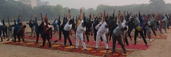 Police officers and jawans learnt yoga in meditation and yoga camp