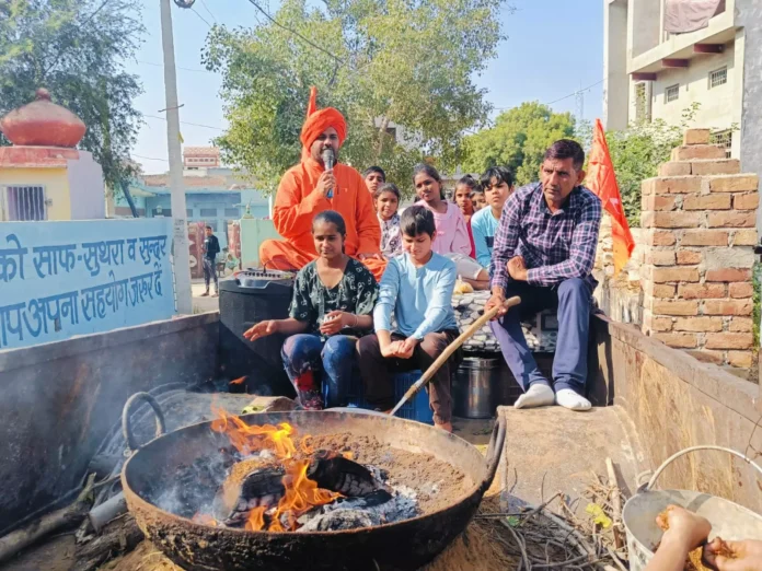 Aryaveer Dal took out environmental purification Yagya Yatra in Bilawal village.