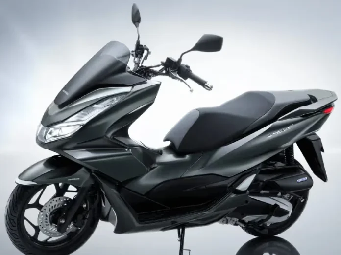 Honda PCX160 A glimpse of the scooter coming with advanced features and power