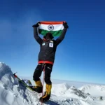 Mountaineer Narendra Yadav made a world record by conquering the highest peaks of seven continents.