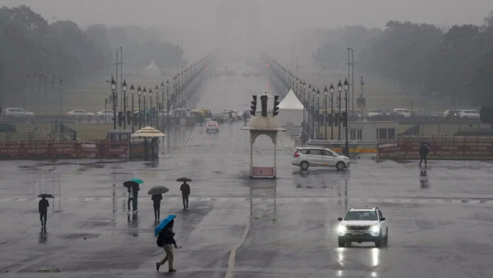 Delhi-NCR Weather Update: दिल्ली-एनसीआर में दिसंबर में सबसे ज्यादा बारिश