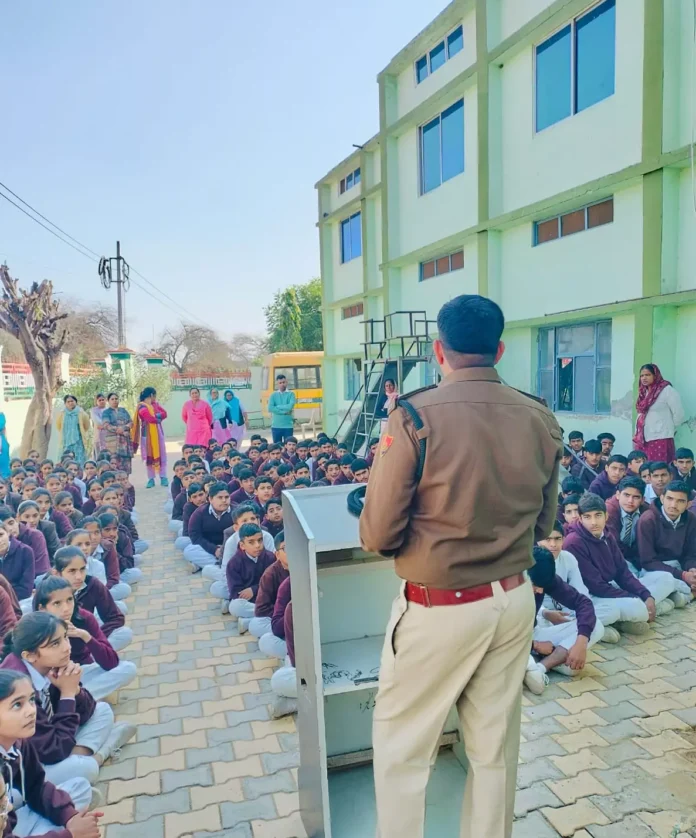 Under the cyber awareness campaign, awareness was raised about cyber crimes in Sunrise Senior Secondary School, Chennai