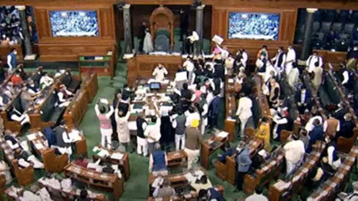 Parliament Today Updates: विपक्ष के विरोध के कारण लोकसभा और राज्यसभा 2:00 बजे तक स्थगित