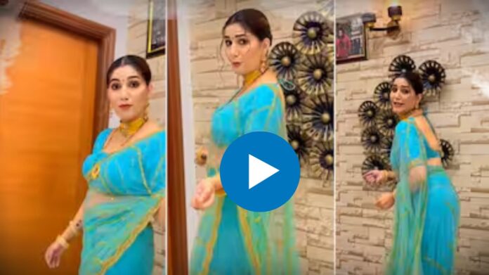 Sapna Choudhary Viral Dance Video: Sapna Choudhary के टाइट सूट में मस्त ठुमके, स्टेज पर मचाया धमाल, ताऊ भी हो गए मदहोश