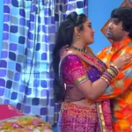 Bhojpuri Song Maja Mare Mein Turba Gahanwa Have you seen this intoxicating romantic song of Amrapali Dubey and Nirahua