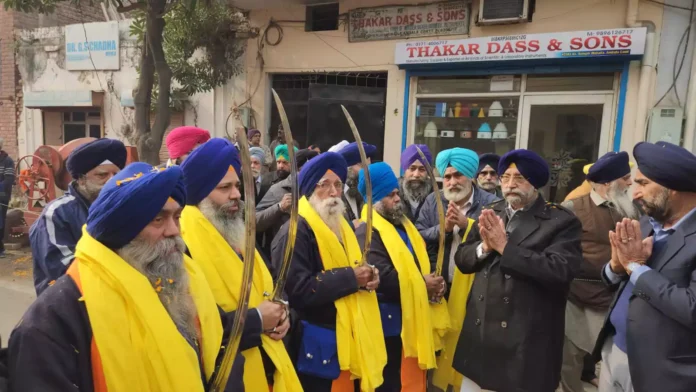 Great city kirtan decorated in Ambala Cantonment on the Prakash Parv of Sahib-e-Kamal Dhan-Dhan Shri Guru Gobind Singh Ji Maharaj