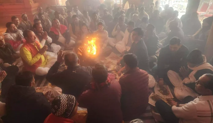 Havan-Yagna organized to pray for long life and good health of Chief Minister Nayab Saini