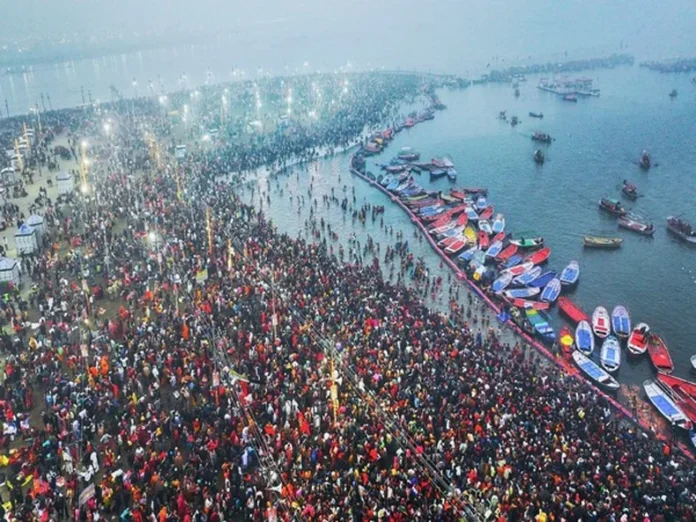 Maha Kumbh 2025: संगम में अब तक 7 करोड़ भक्तों ने लगाई डुबकी, राज्य के अन्य धार्मिक स्थलों में बढ़ी श्रद्धालुओं की संख्या