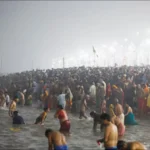 Mahakumbh 2025: मकर संक्रांति पर प्रयागराज में महाकुंभ का आज पहला शाही स्नान जारी