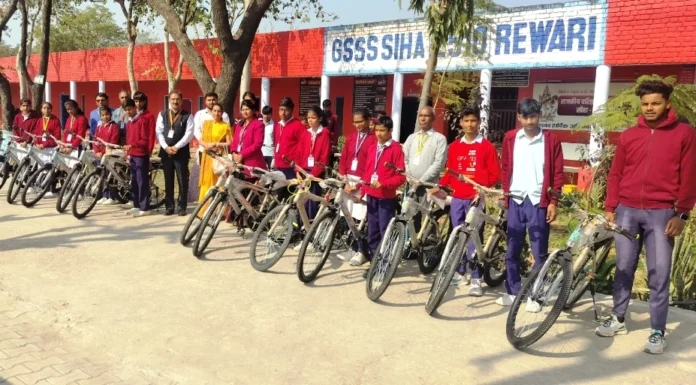 Bicycles distributed by the Education Department to 25 students of the school