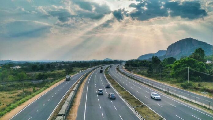 Haryana 3 New Expressway: हरियाणा में बनेंगे 3 नए एक्सप्रेसवे, प्रॉपर्टी के दामों में जबरदस्त उछाल की उम्मीद