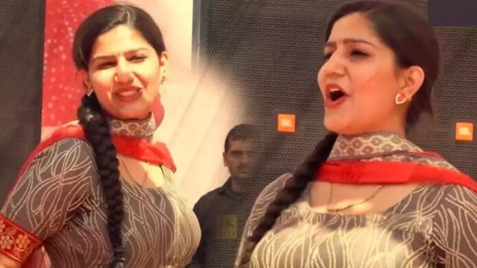 Sapna Choudhary Dance Video: सपना चौधरी ने ‘जले’ गाने पर मचाया धमाल, स्टेज पर जलवा बिखेर लहराईं जुल्फें – फैंस हुए दीवाने!