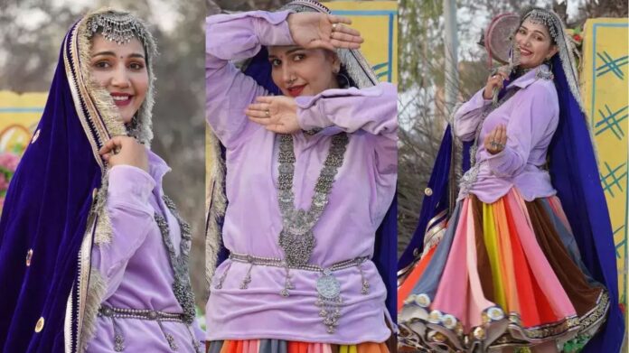 Sapna Choudhary Dance: सपना चौधरी का ताबड़तोड़ डांस! स्टेज पर लहराईं ऐसे जुल्फें, ठुमकों से स्टेज पर लगाई आग