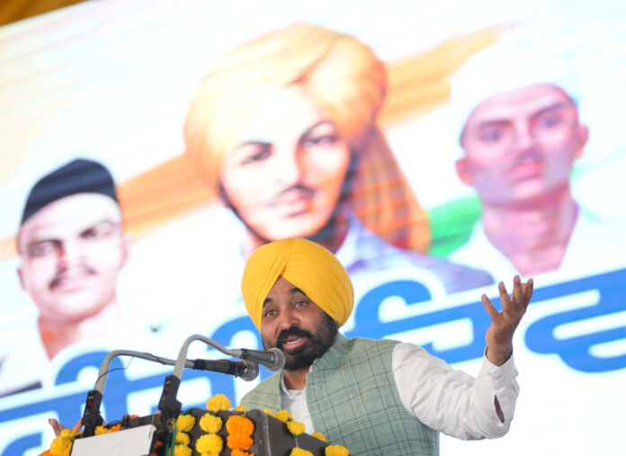 Punjab CM News : पंजाब को खुशहाल और प्रगतिशील बनाएंगे : सीएम