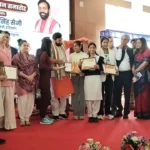 Chief Minister Nayab Saini honored Tanu and Himani Sabharwal in the state level program on Women's Day